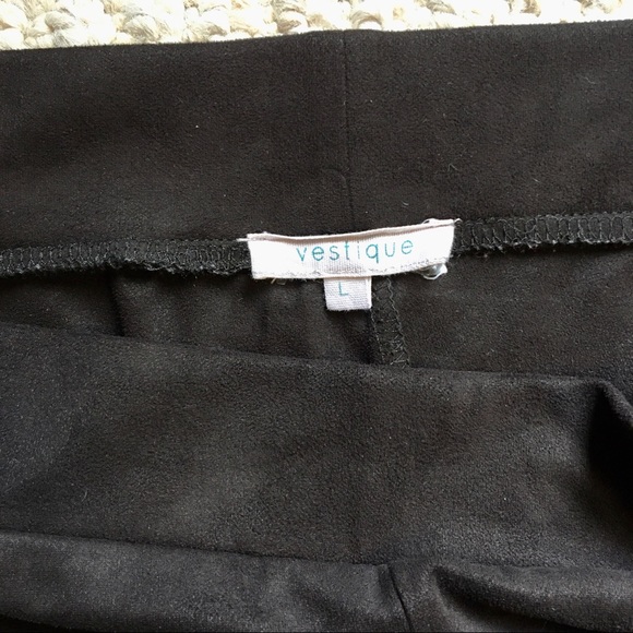 Vestique: High-waisted blk faux suede leggings - Picture 4 of 4